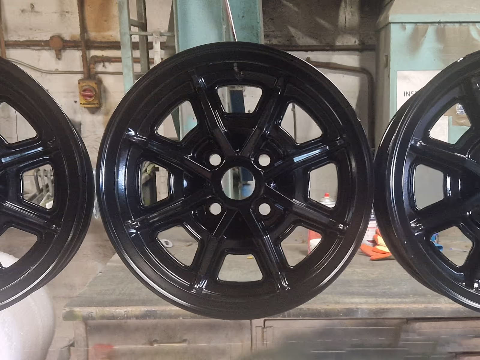 Powder coated Alloy wheels